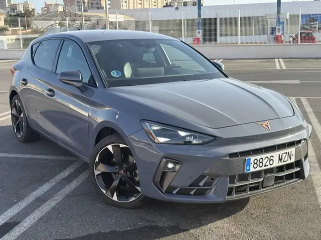 CUPRA Leon 1.5 eTSI 110 DSG