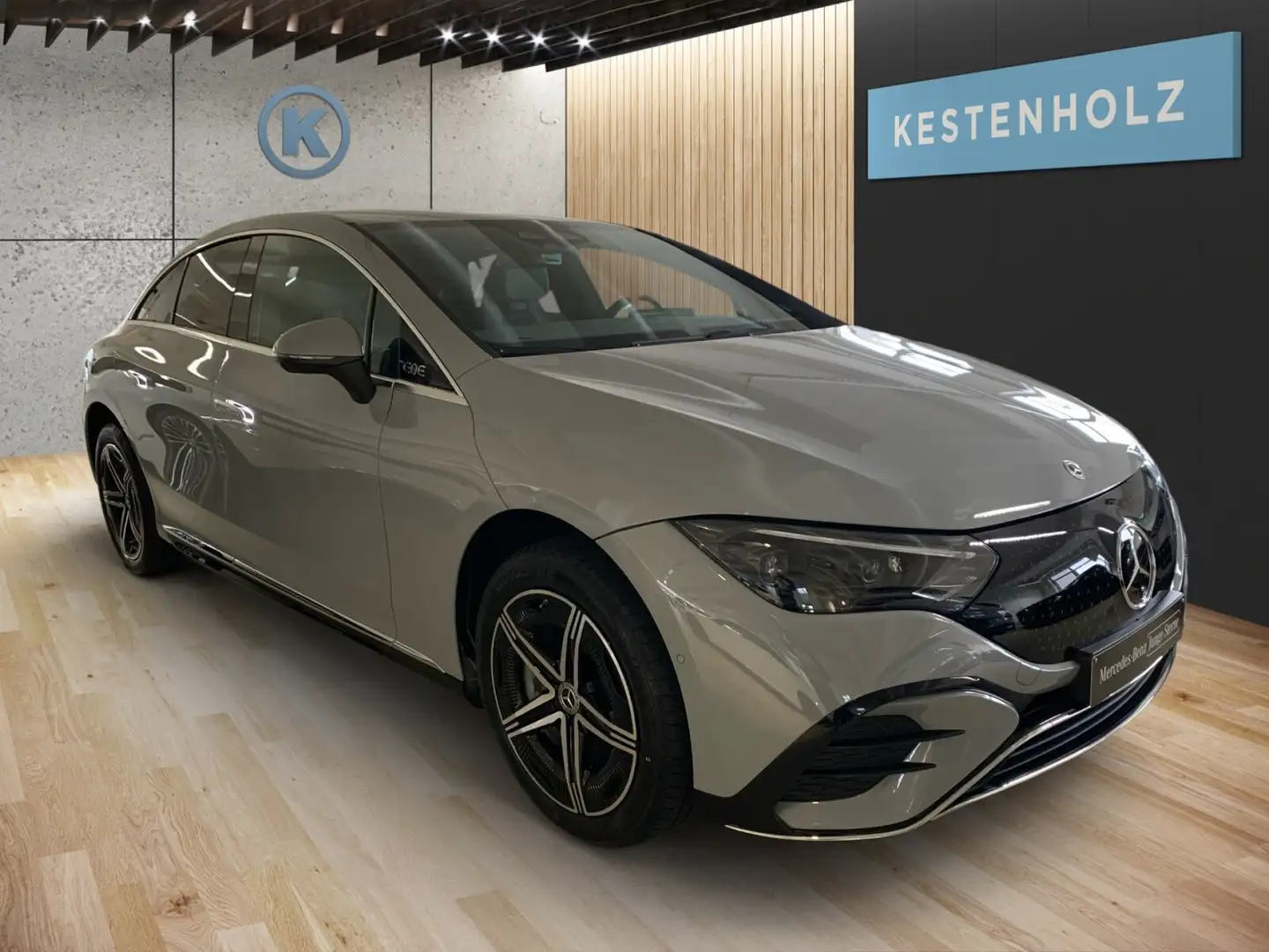 Mercedes-Benz EQE 300 EQE 300 *AMG*0,25%*PREMIUM*AHK*STHZ*360°KAM*MEMO Gris - 2