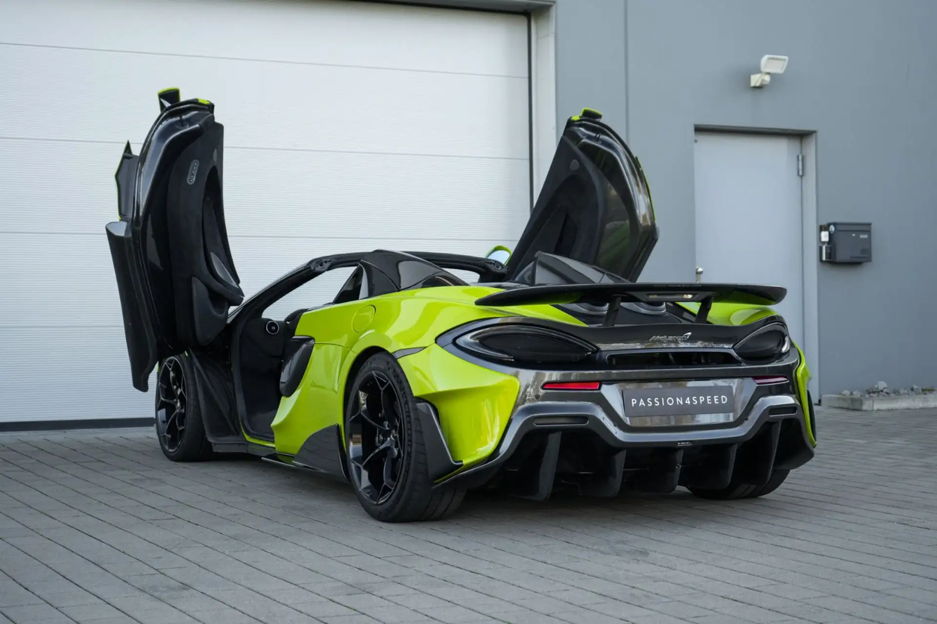 맥라렌 600LT Spider 2019 옐로 사진 7