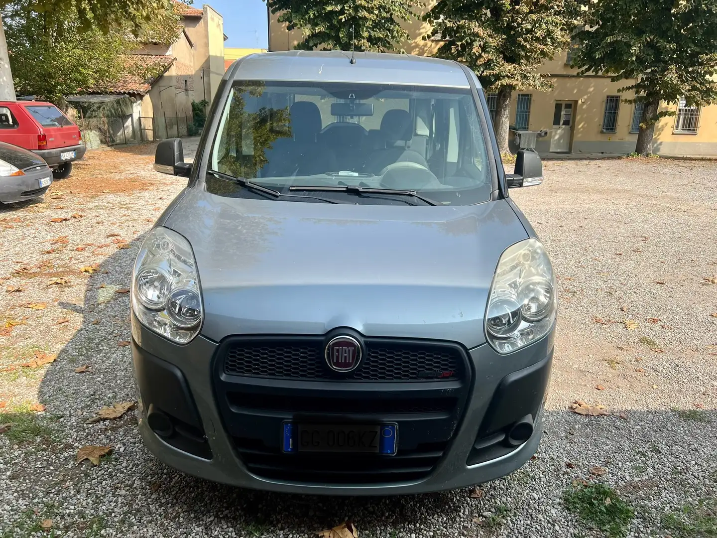 Fiat Doblo 1.6 mjt 16v Emotion Gris - 1