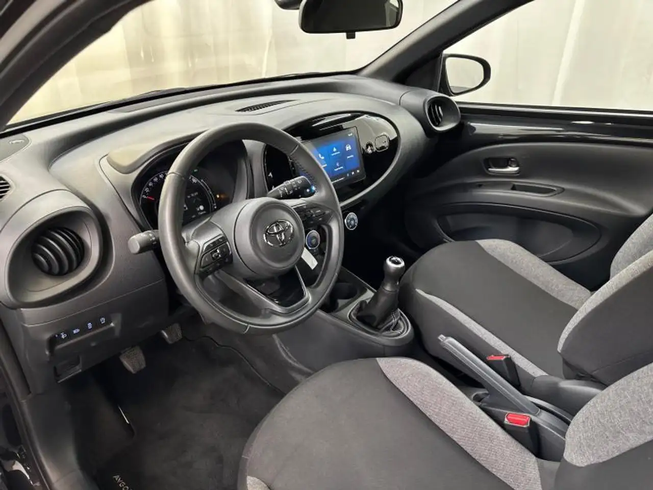 Toyota Aygo X MT Play carplay camera, миниатюра 18
