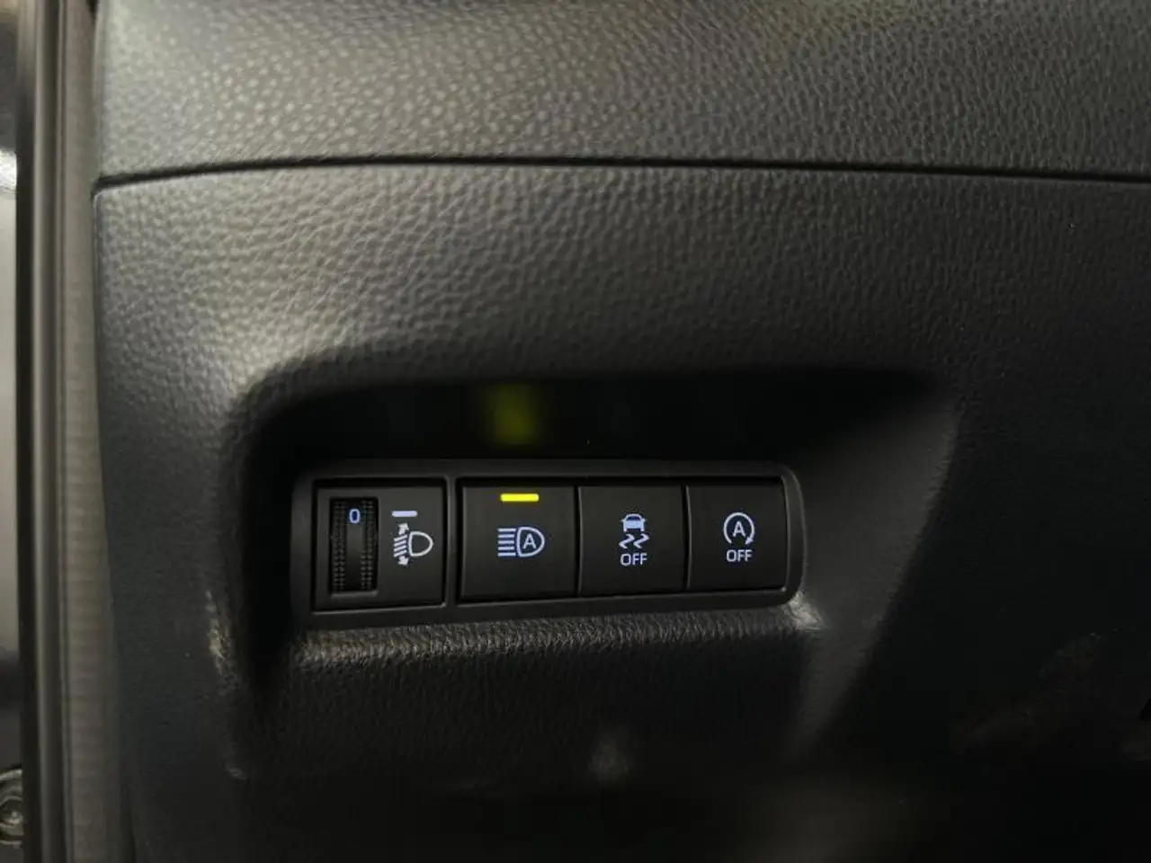 Toyota Aygo X MT Play carplay camera, миниатюра 24