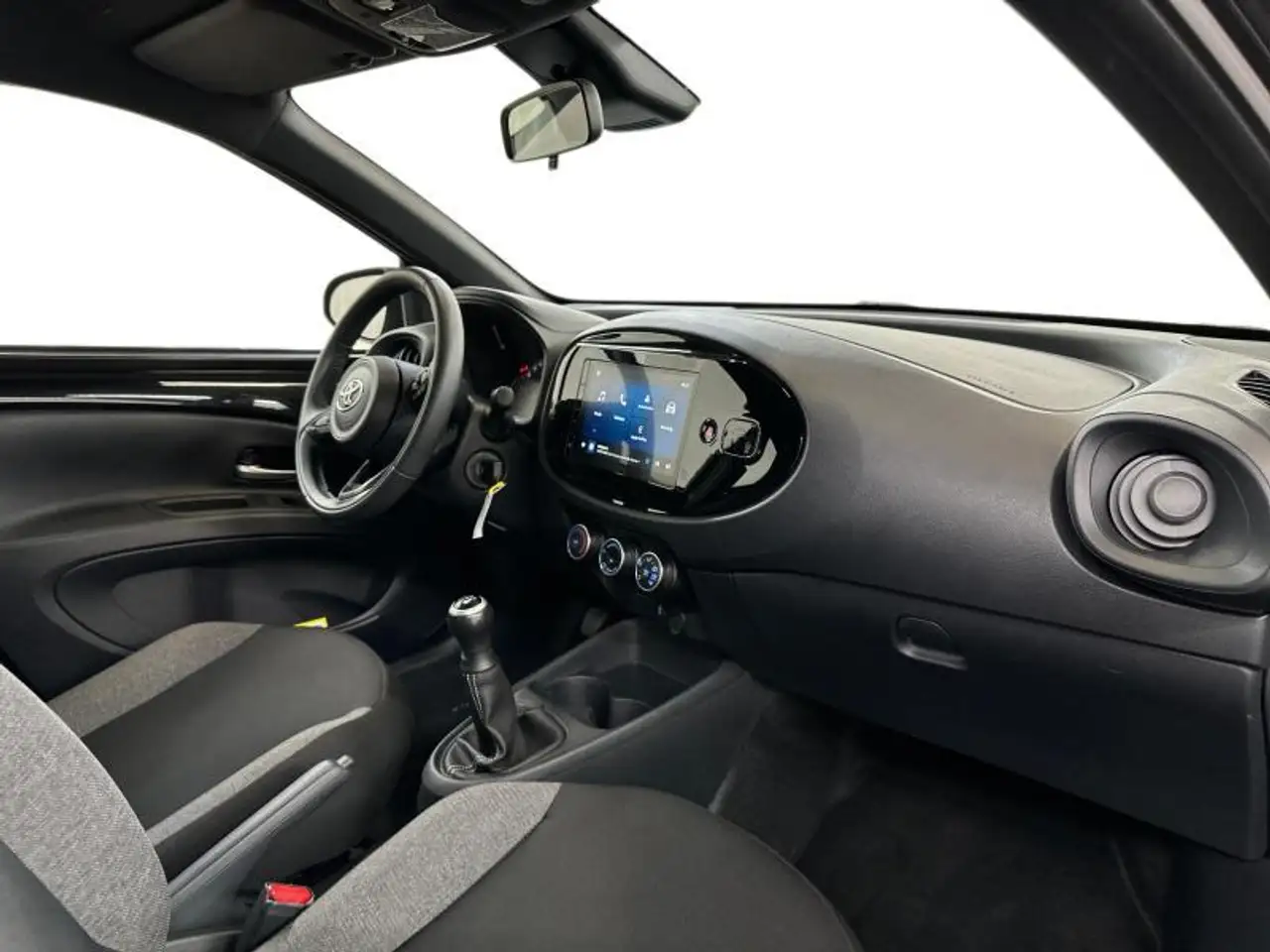 Toyota Aygo X MT Play carplay camera, миниатюра 6