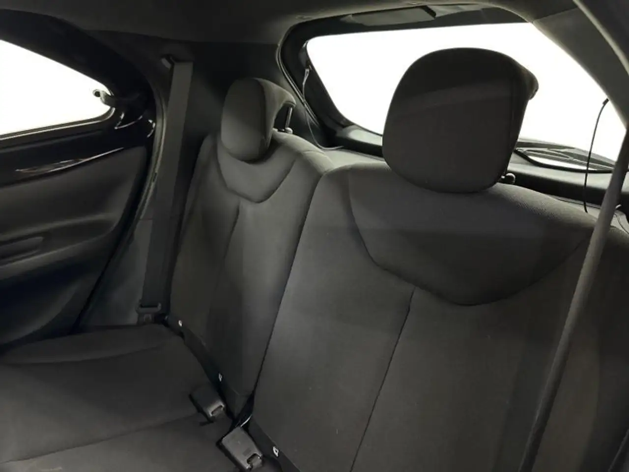 Toyota Aygo X MT Play carplay camera, миниатюра 10