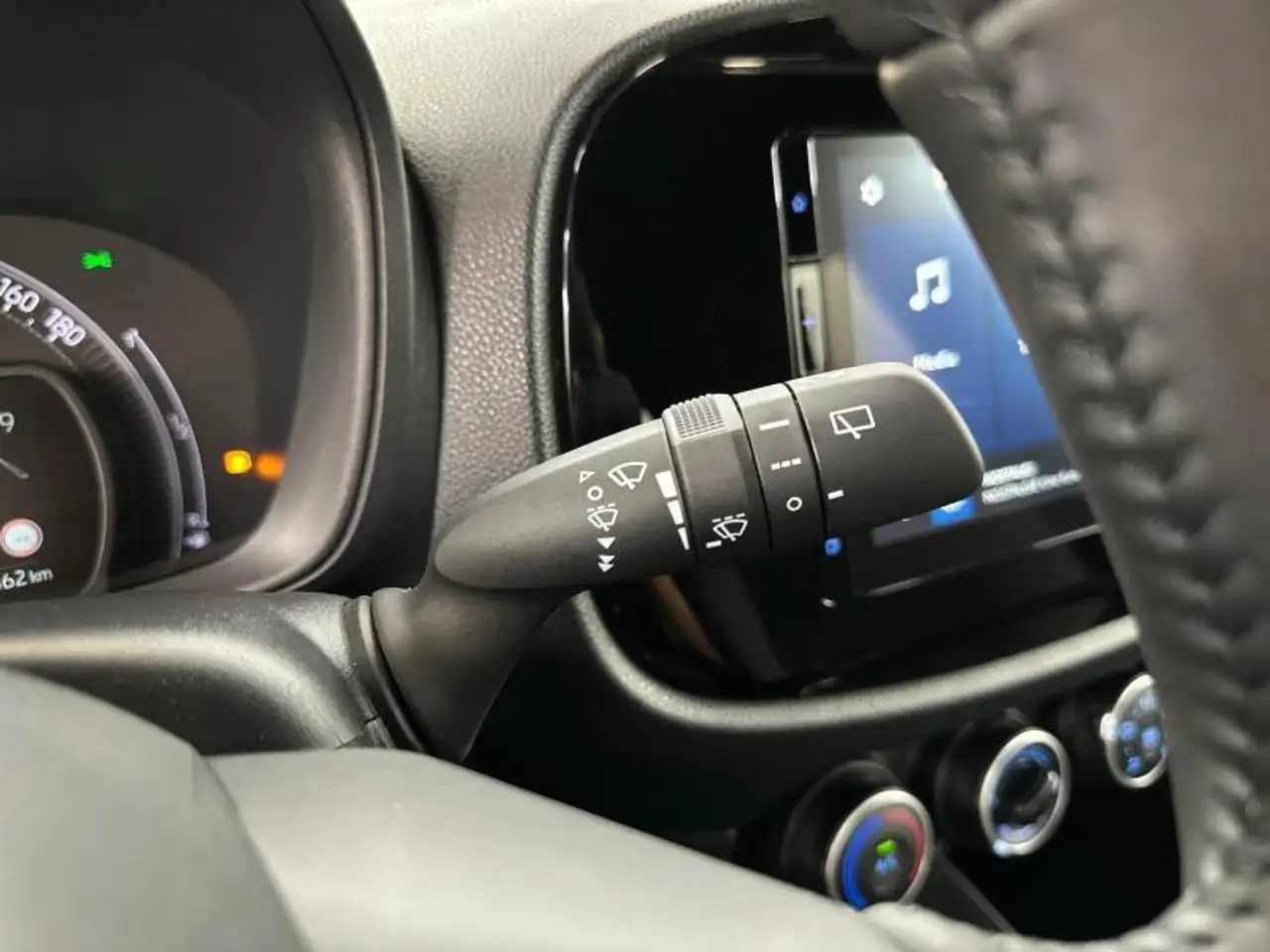 Toyota Aygo X MT Play carplay camera, миниатюра 22
