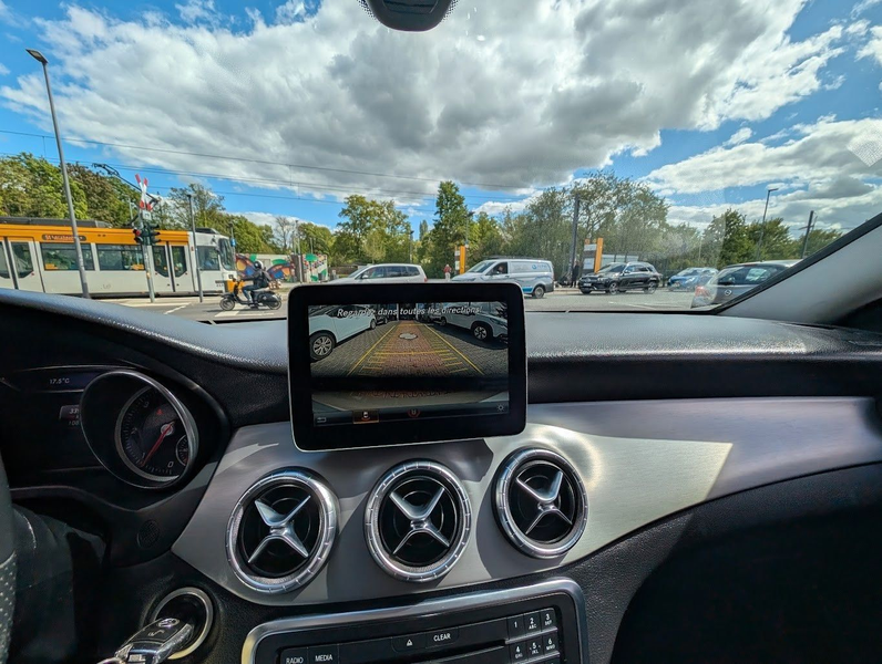 Mercedes-Benz CLA 200 CLA 200 d Shooting Brake AMG Line. NAVI. Kamera — photo 12
