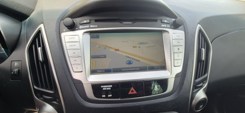 Hyundai iX35 2.0i i-Catcher — photo 14