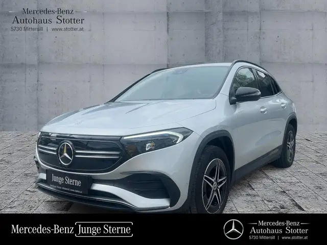 Mercedes-Benz EQA 300 4MATIC *AMG*Shz*LED*Ambi*eHeck*PTS*MBUX*