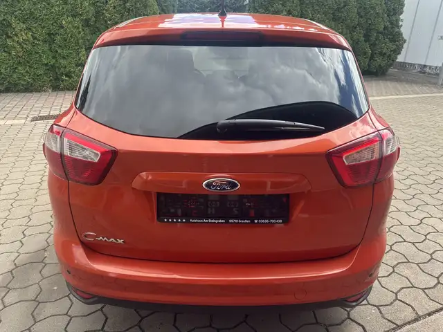 Ford C-Max view 5