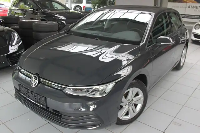 Volkswagen Golf VIII Lim./ALU/NAVI/ACC/STZHZ/PDC/APP/MFL/KL