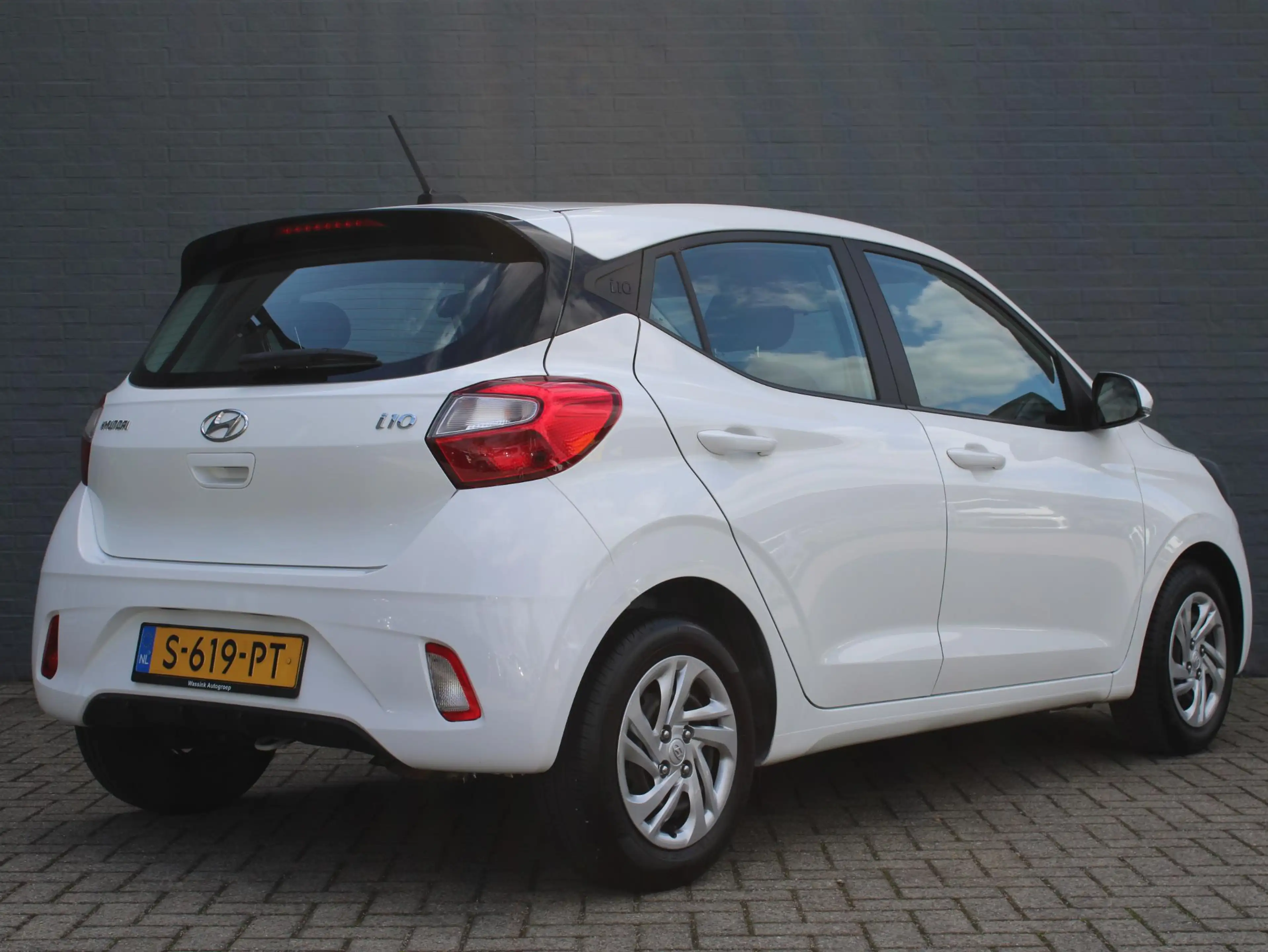 Hyundai i10 1.0 Comfort — photo 6