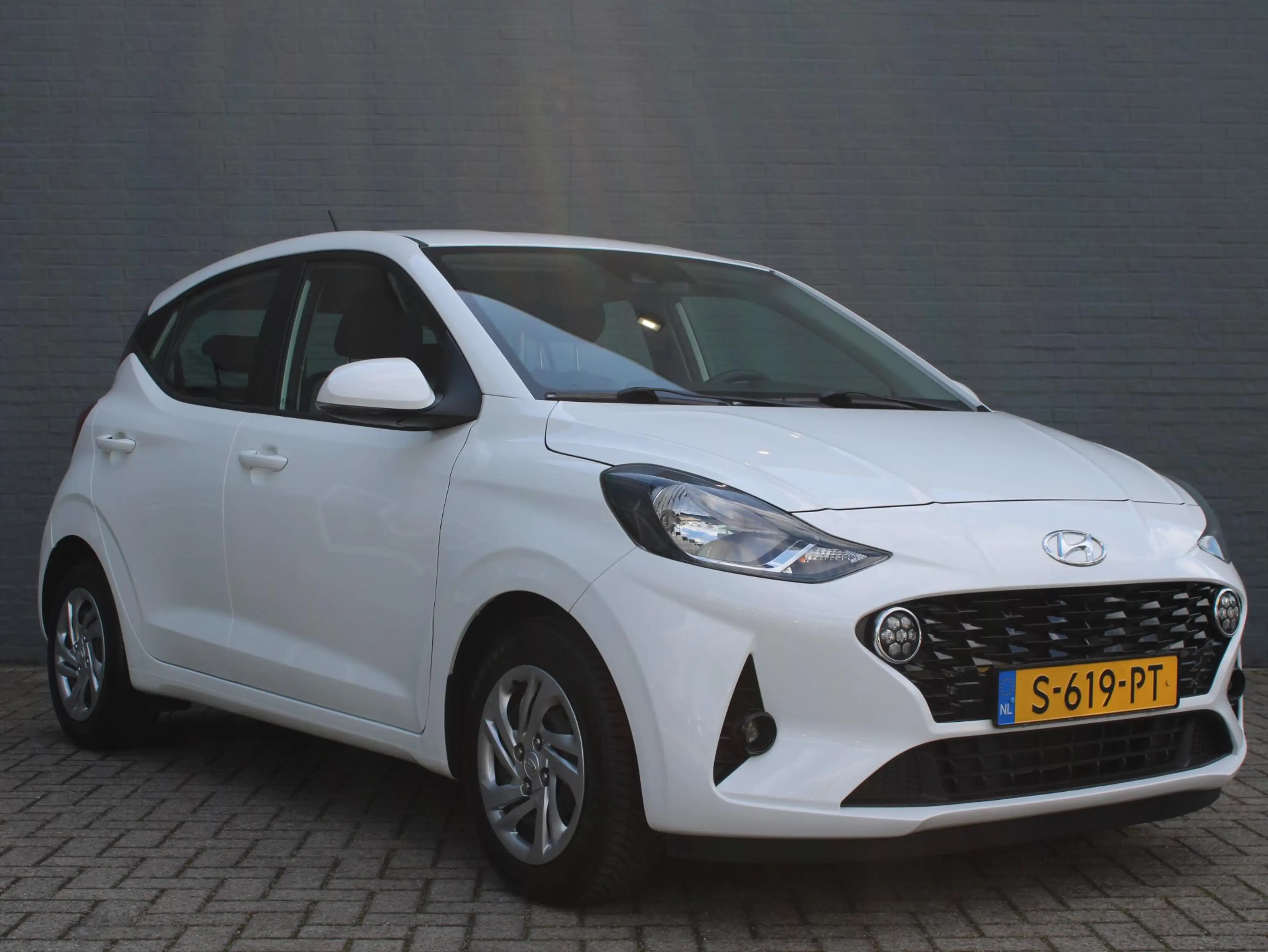 Hyundai i10 1.0 Comfort — photo 4