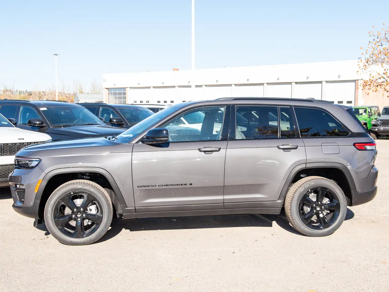 Jeep Grand Cherokee снимка Jeep Grand Cherokee