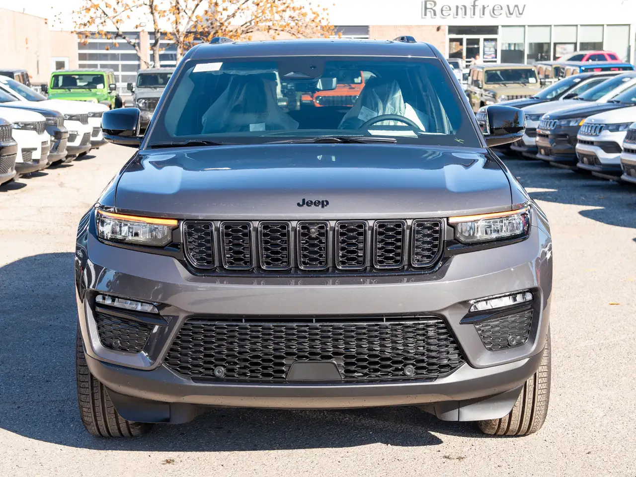 Jeep Grand Cherokee снимка Jeep Grand Cherokee