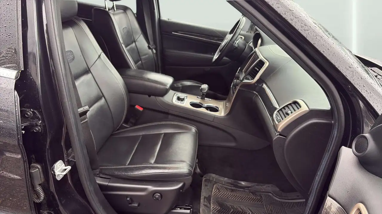 Jeep Grand Cherokee photo Jeep Grand Cherokee