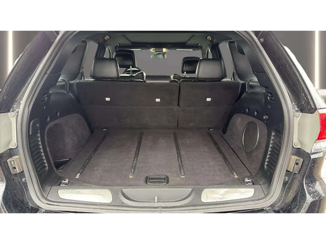 Jeep Grand Cherokee photo Jeep Grand Cherokee