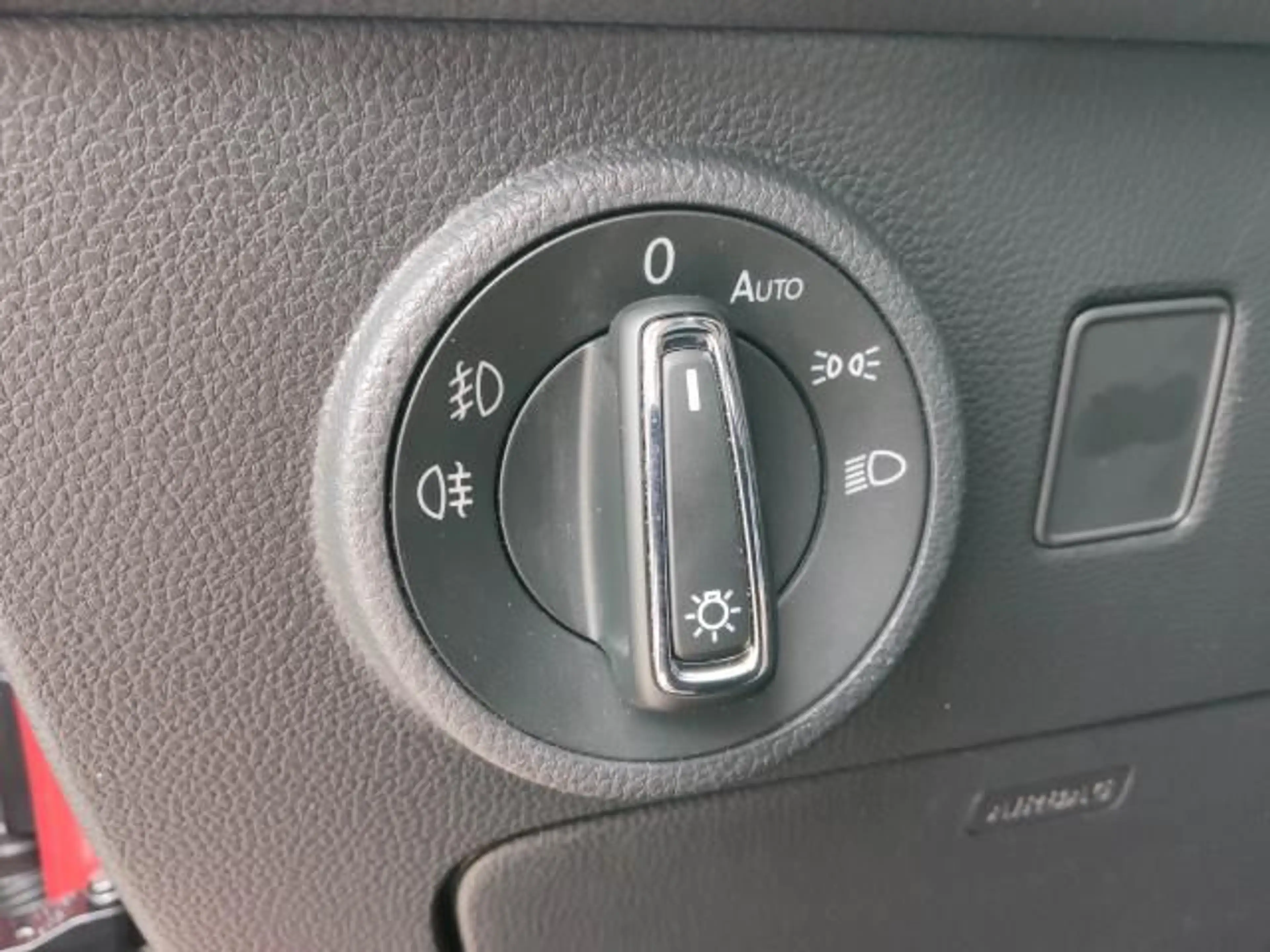 SEAT Ateca ATECA STYLE 1.5 TSI ACT NAVI SITZHEI. KAMERA AHK — photo 13