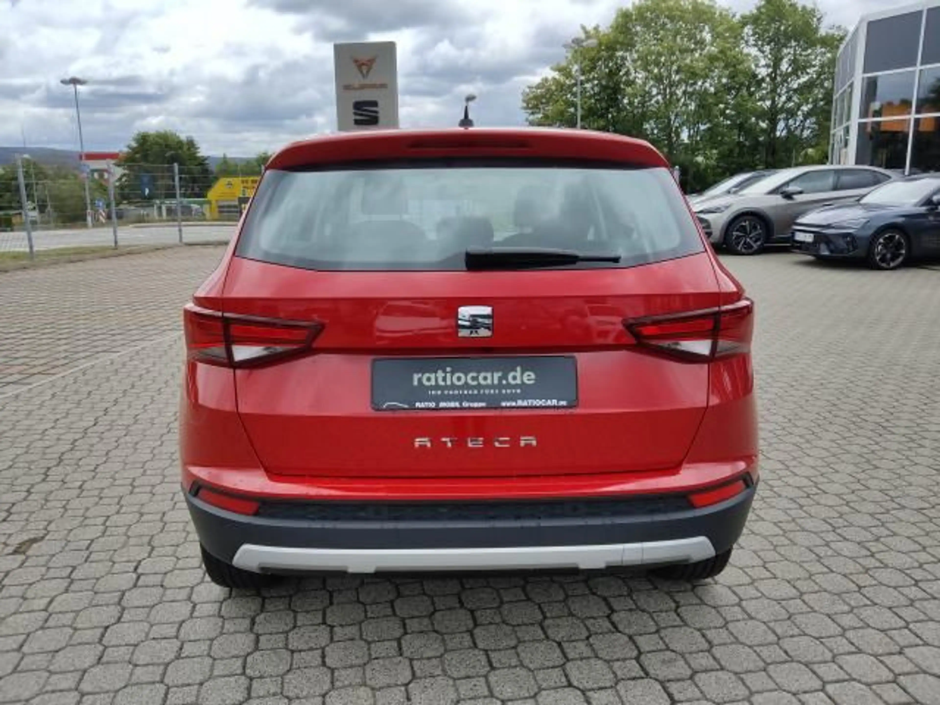 SEAT Ateca ATECA STYLE 1.5 TSI ACT NAVI SITZHEI. KAMERA AHK — photo 4