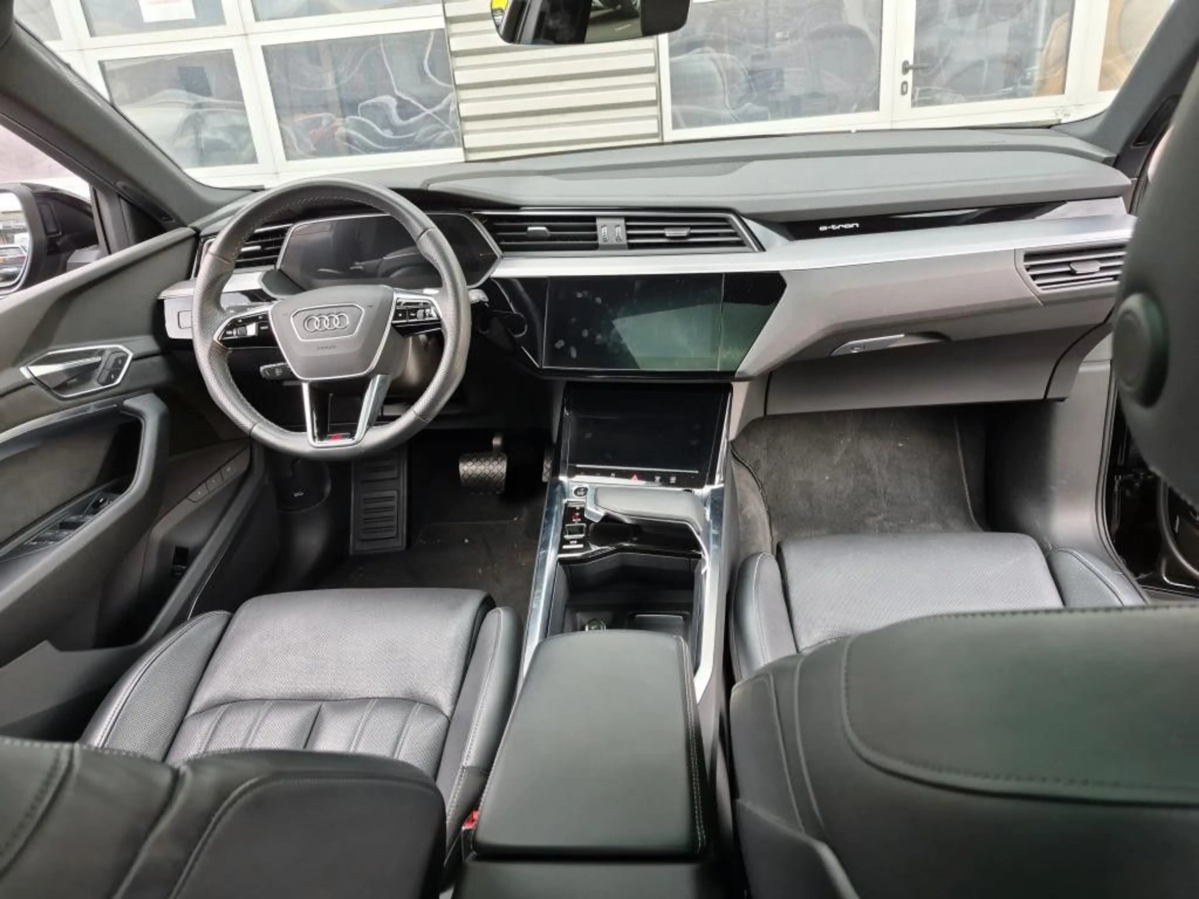 Audi e-tron E-tron 55 Quattro S-Line*PANO*MATRIX-LED*HuD*B&O — photo 6