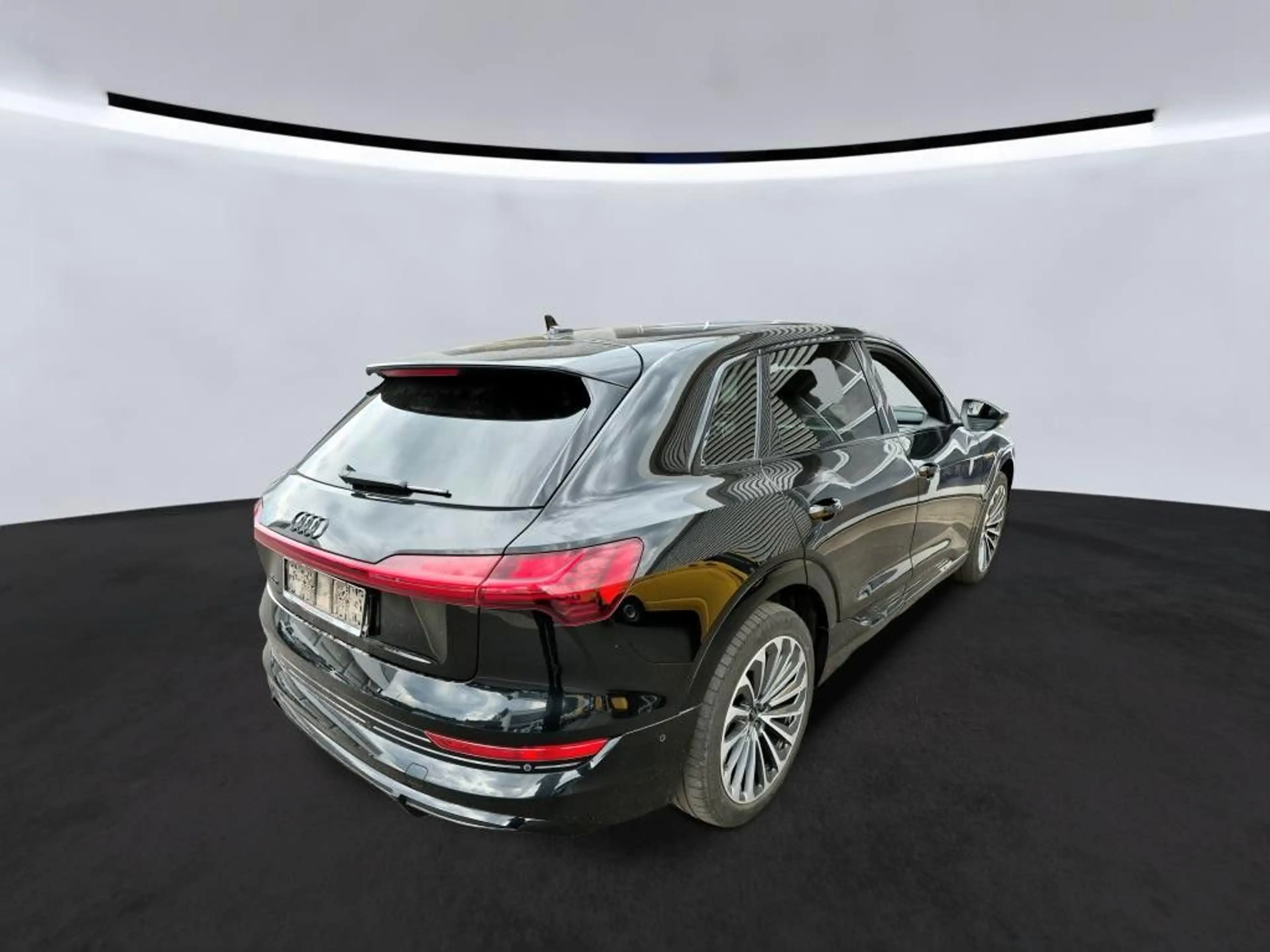 Audi e-tron E-tron 55 Quattro S-Line*PANO*MATRIX-LED*HuD*B&O — photo 4
