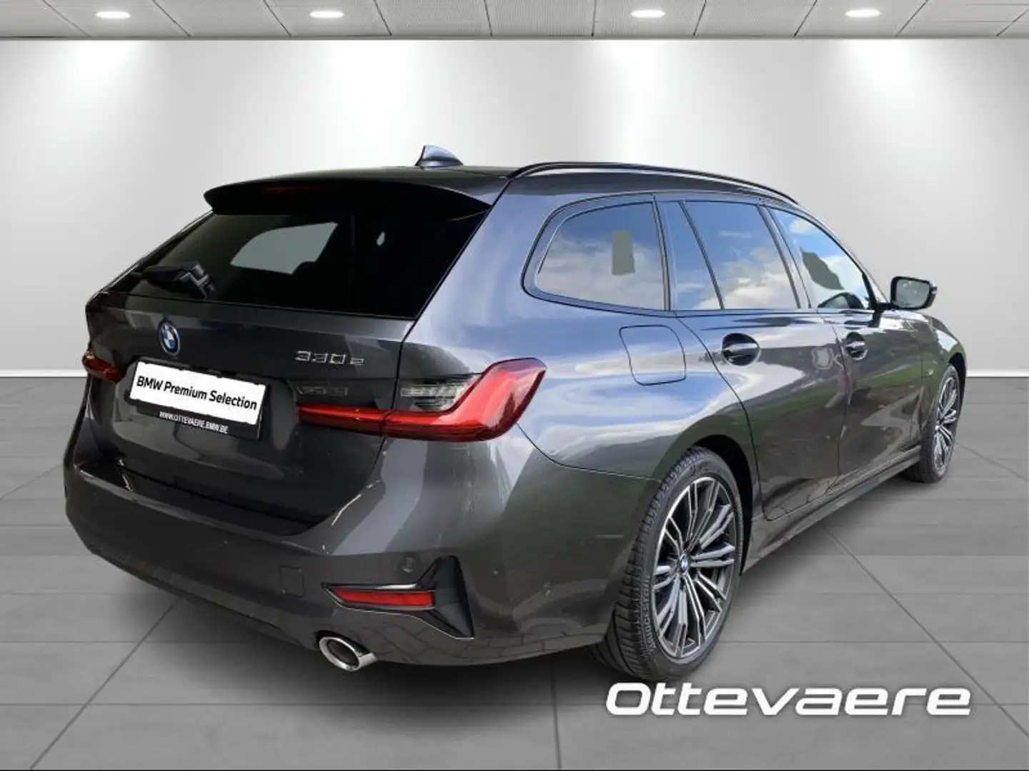 BMW 330 Touring Grijs - 2