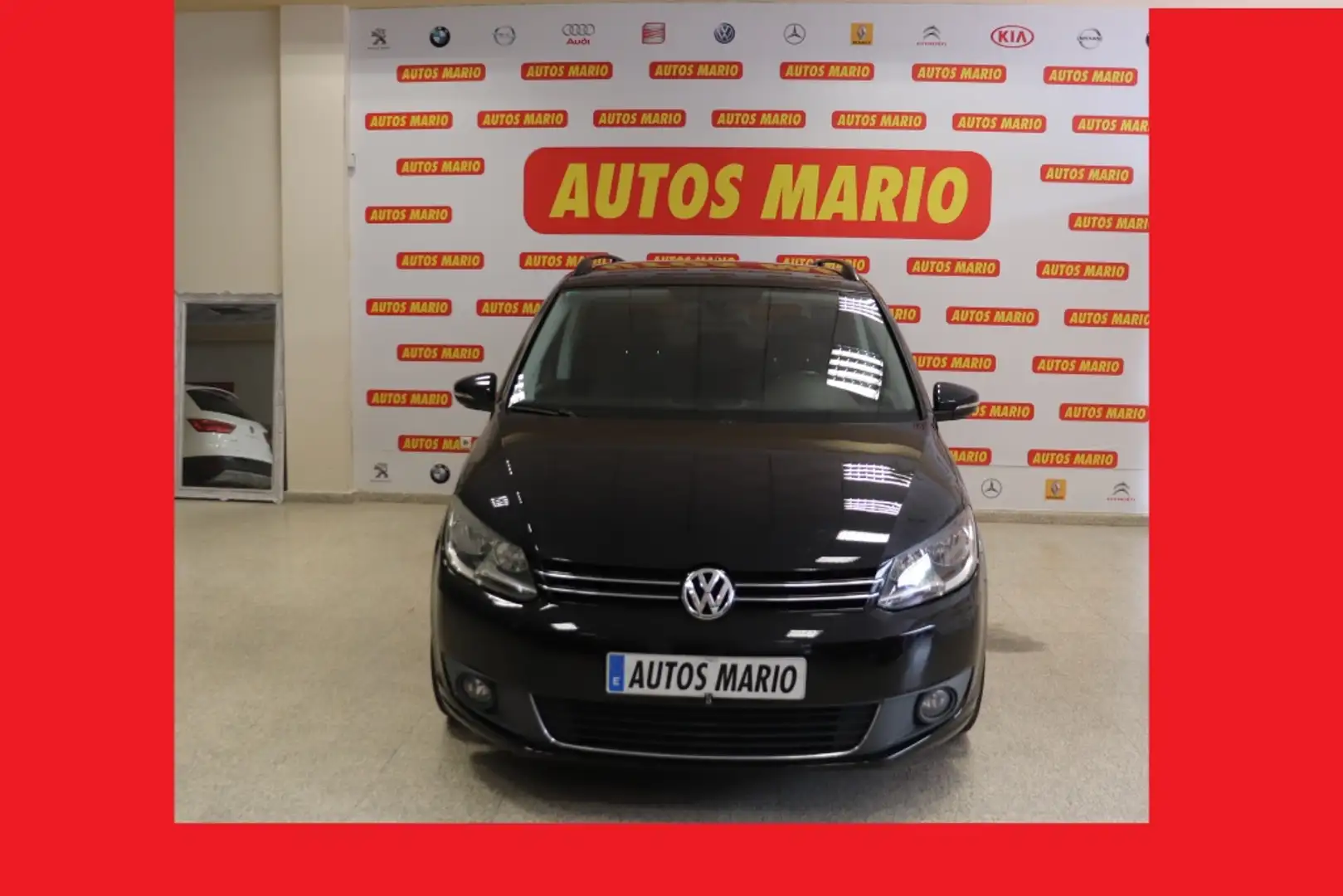 Volkswagen Touran 1.6TDI Advance 105 Schwarz - 1