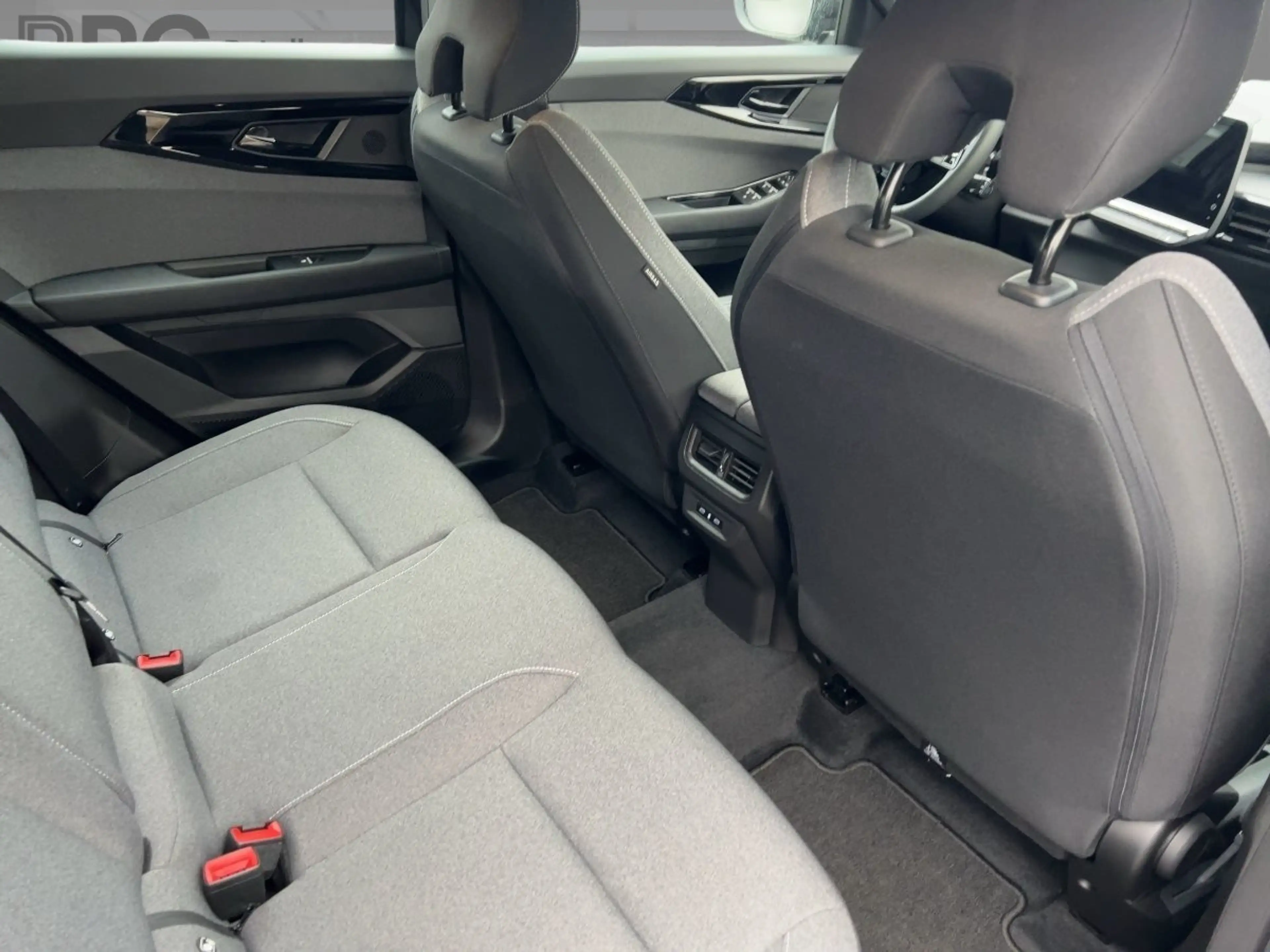 Renault Austral Evolution Mild Hybrid 160 Automatik — photo 9