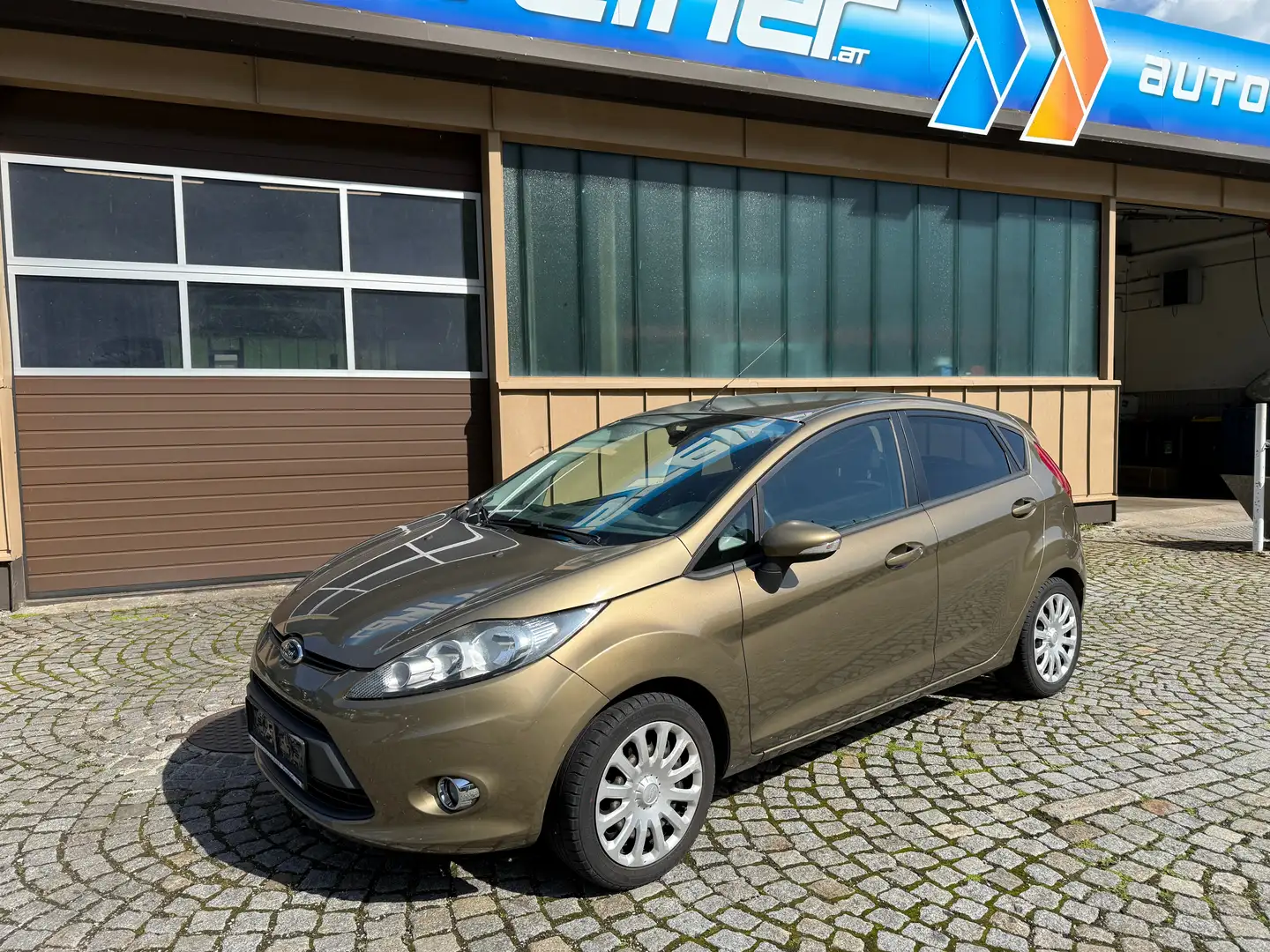 Ford Fiesta Fiesta Trend 1,25 Trend Bronze - 2