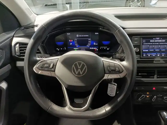 Volkswagen T-Cross view 10