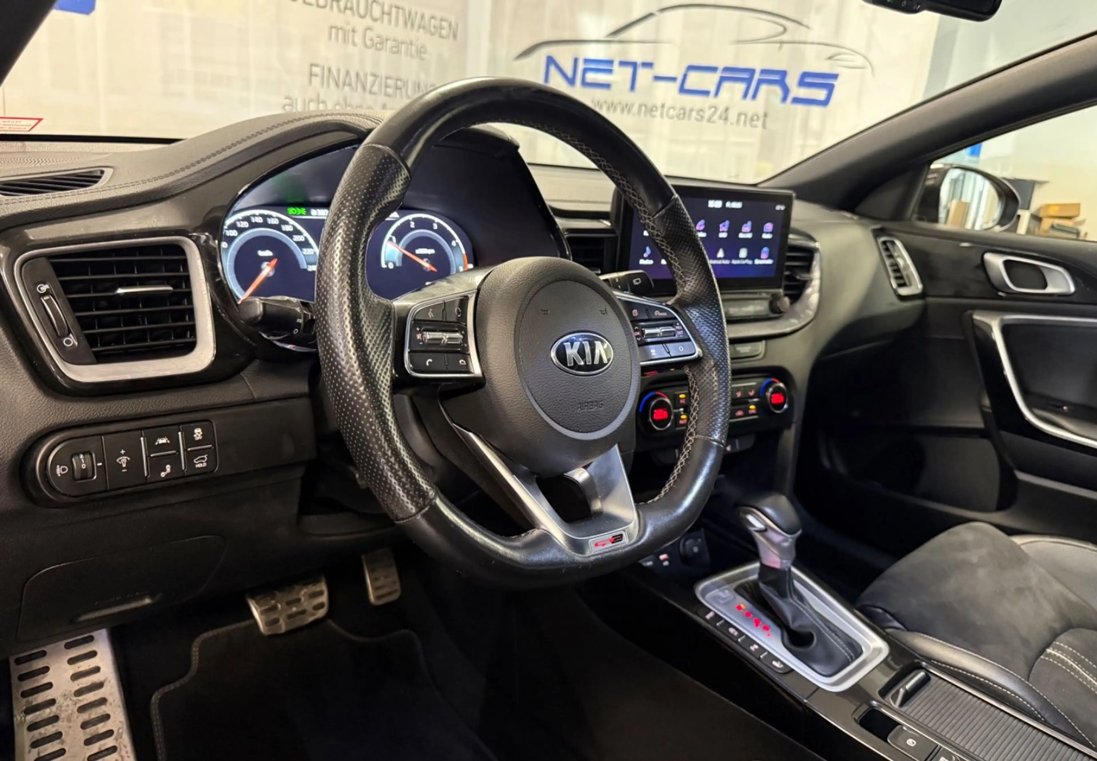 Kia ProCeed / pro_cee'd ProCeed 1.6 CRDi DCT GT LINE Pano-Dach*LED — photo 14