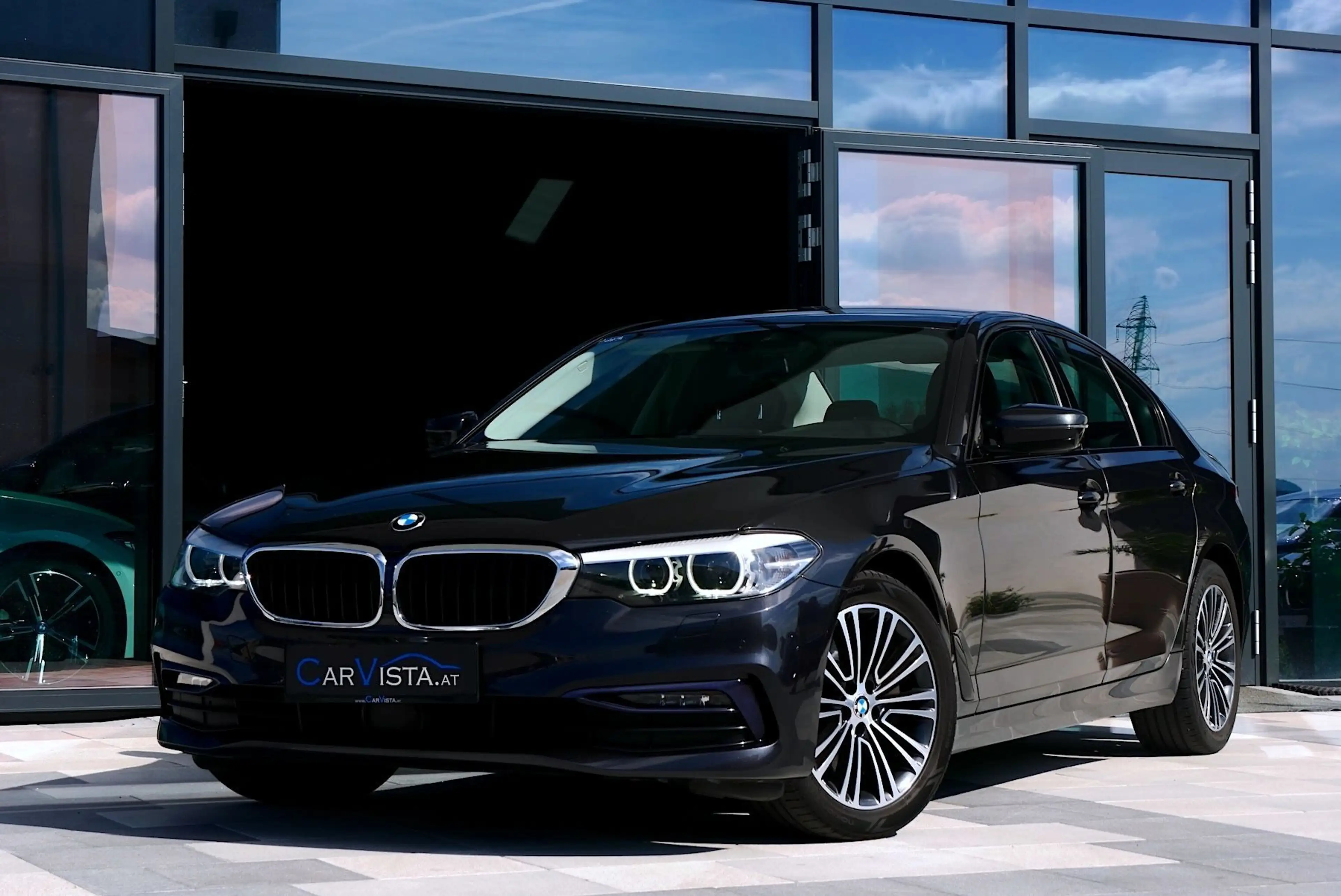 BMW 525 d  Aut. * Driving Assistant Plus/Navi/Sport Line* — photo 2