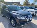Volkswagen Touareg Touareg 3.0 V6 tdi Executive 240cv tiptronic dpf Grigio - thumbnail 1