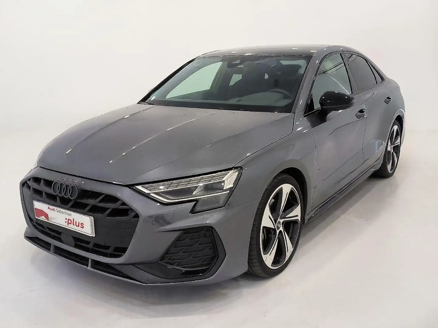 Audi A3 Sedán 35 TFSI Black line edition S tronic Gris - 1