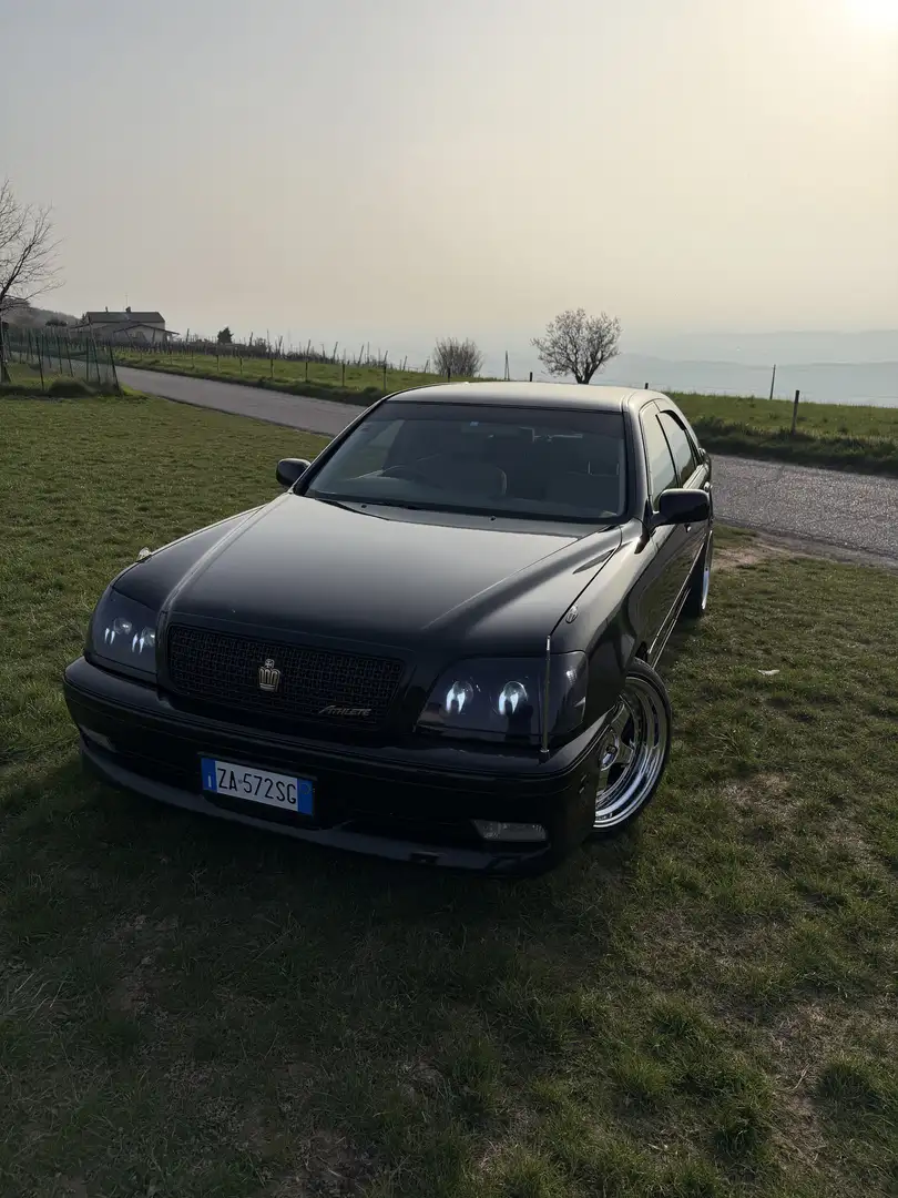 Toyota Crown Athlete V - 1