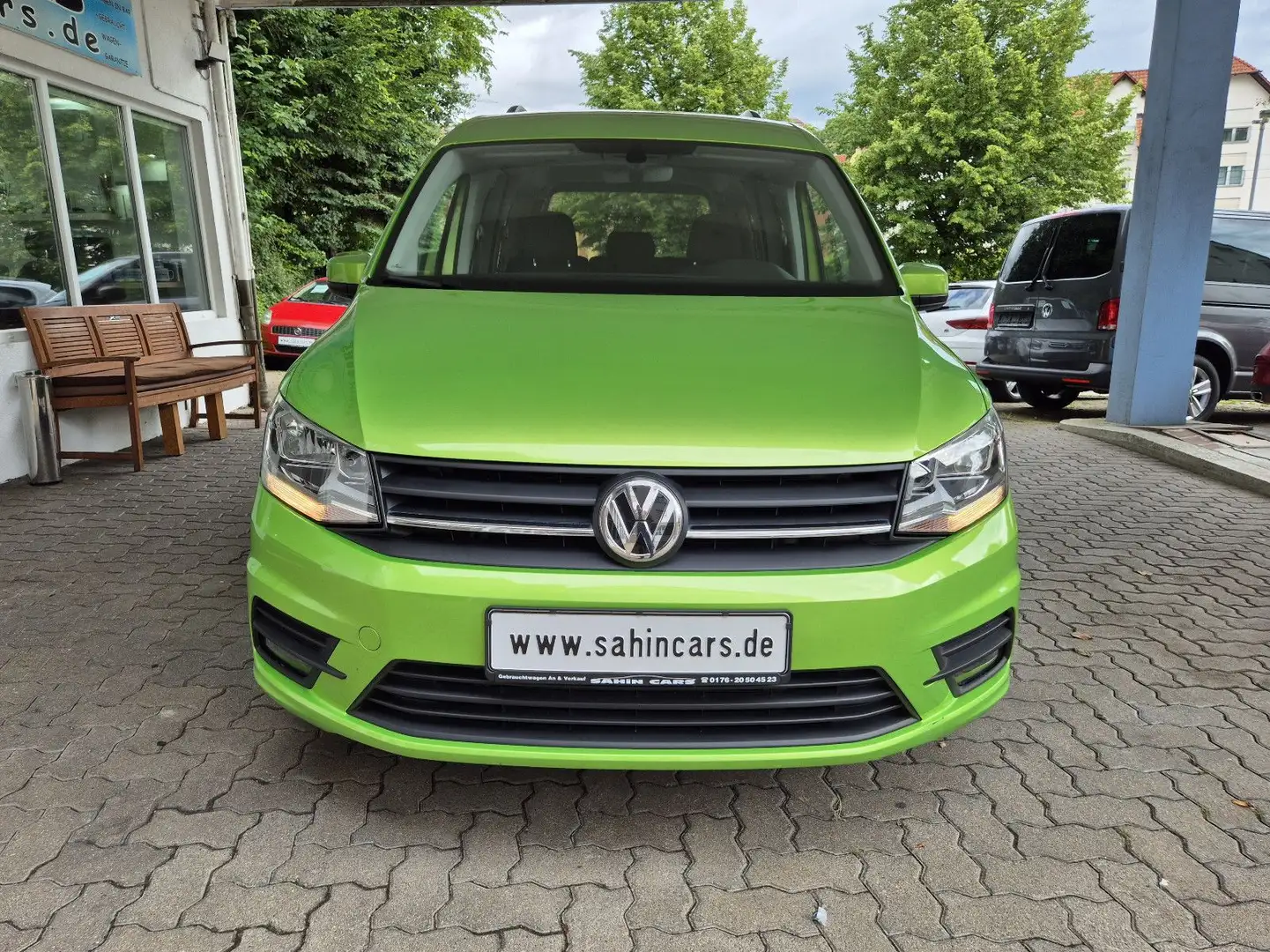 Volkswagen Caddy Maxi 7-Sitzer AHK/NAVI/KAMERA/1.HAND Verde - 2