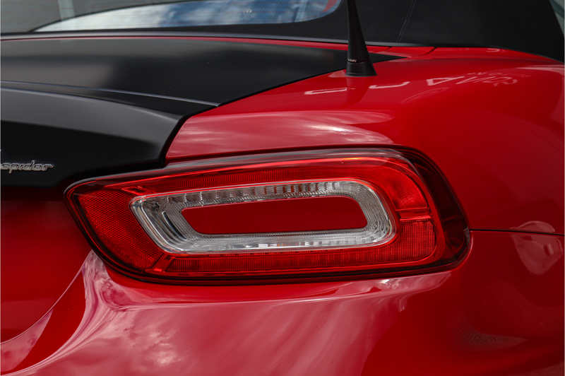 Abarth 124 Spider 1.4 MultiAir Turismo 1e eig AUT 170PK Zeer luxe ui — photo 28