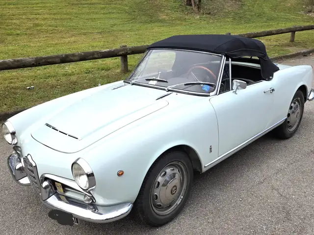 Alfa Romeo Giulia SPIDER 1600 CON HARDTOP