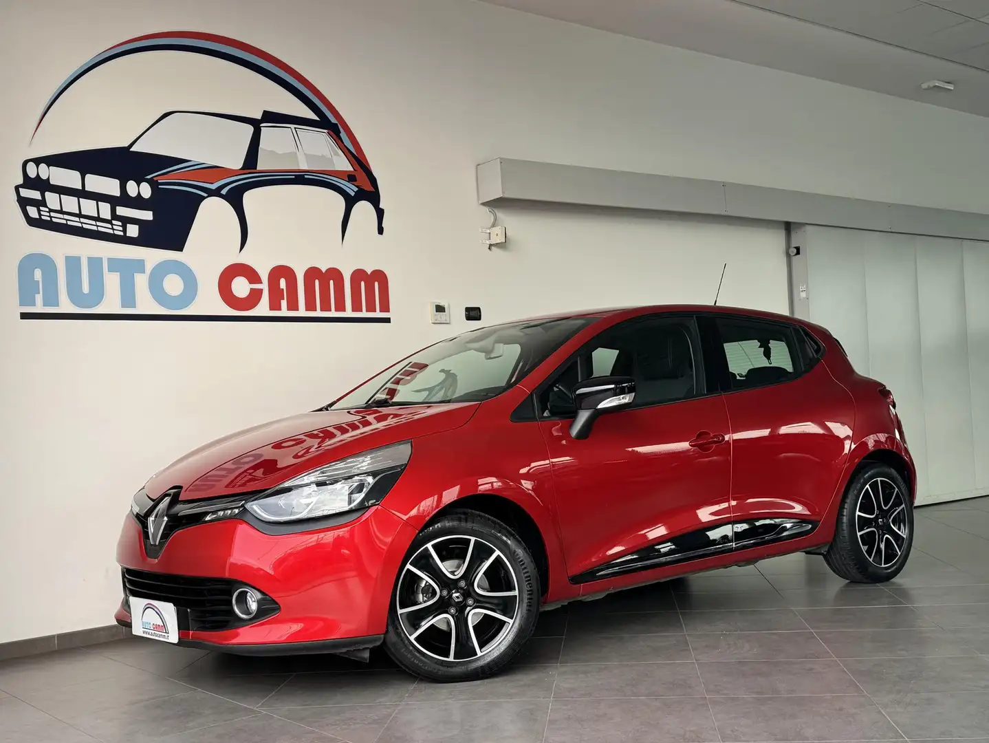 Renault Clio Clio 5p Costume National 90cv Rot - 1