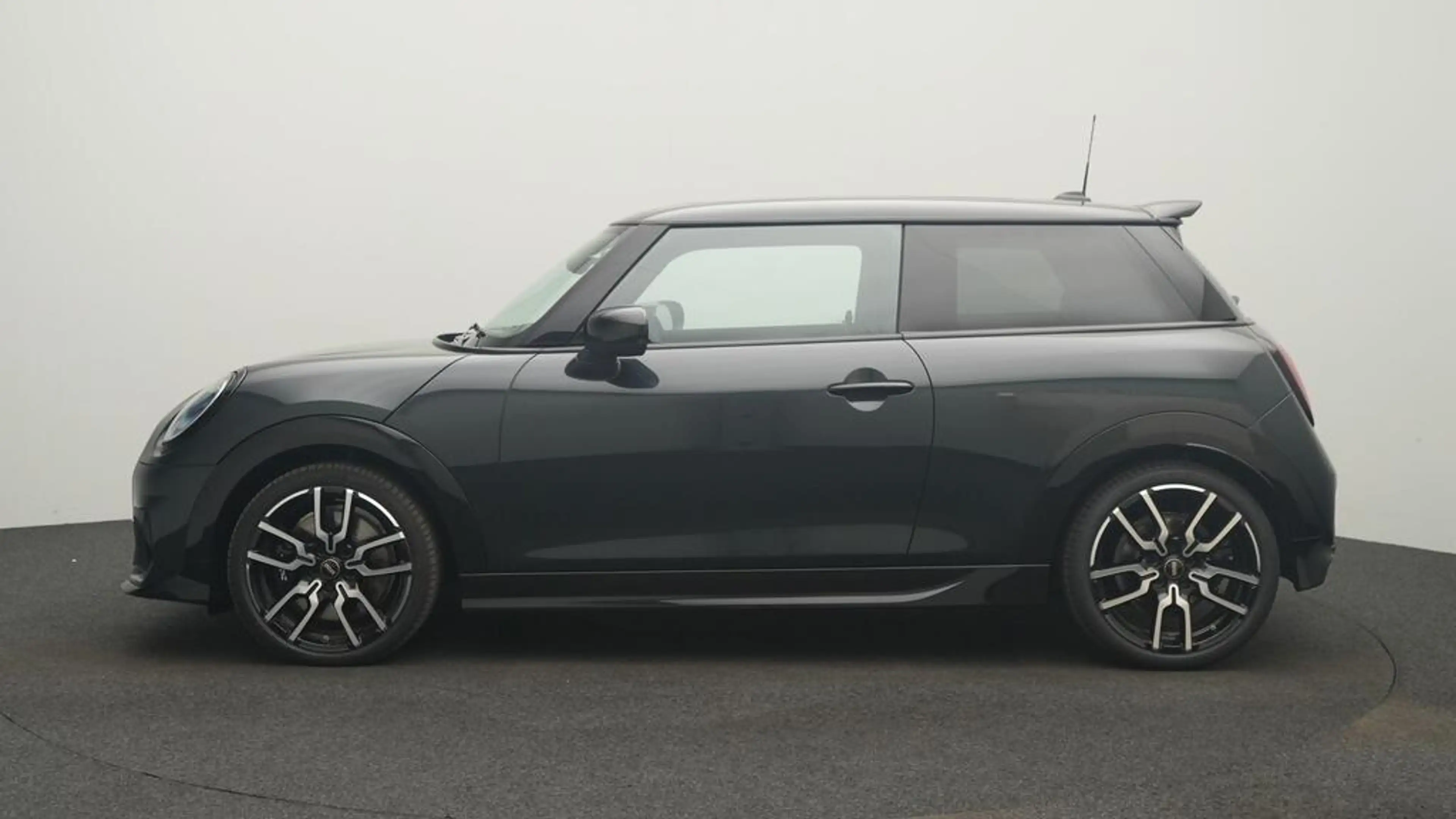 MINI Cooper S John Cooper Works Trim — photo 2