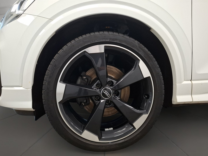 Audi Q2 35 TFSI sport S-Line LED Pano SHZ LM Navi — photo 5