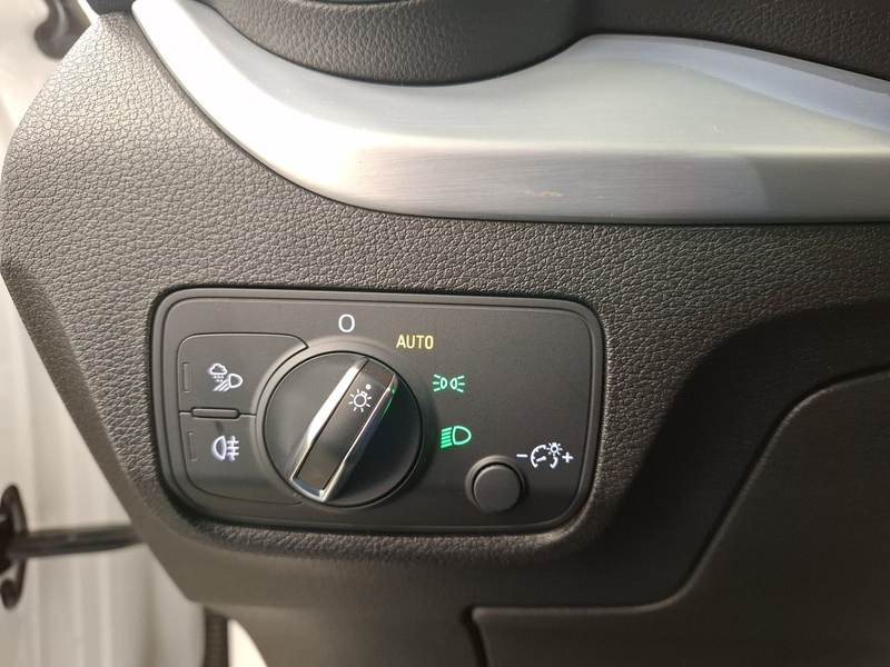 Audi Q2 35 TFSI sport S-Line LED Pano SHZ LM Navi — photo 20