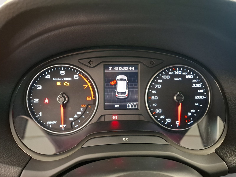 Audi Q2 35 TFSI sport S-Line LED Pano SHZ LM Navi — photo 11