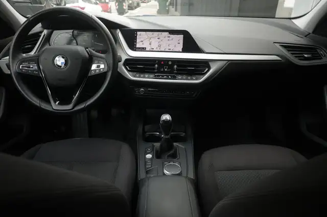 BMW 1 Series view 2