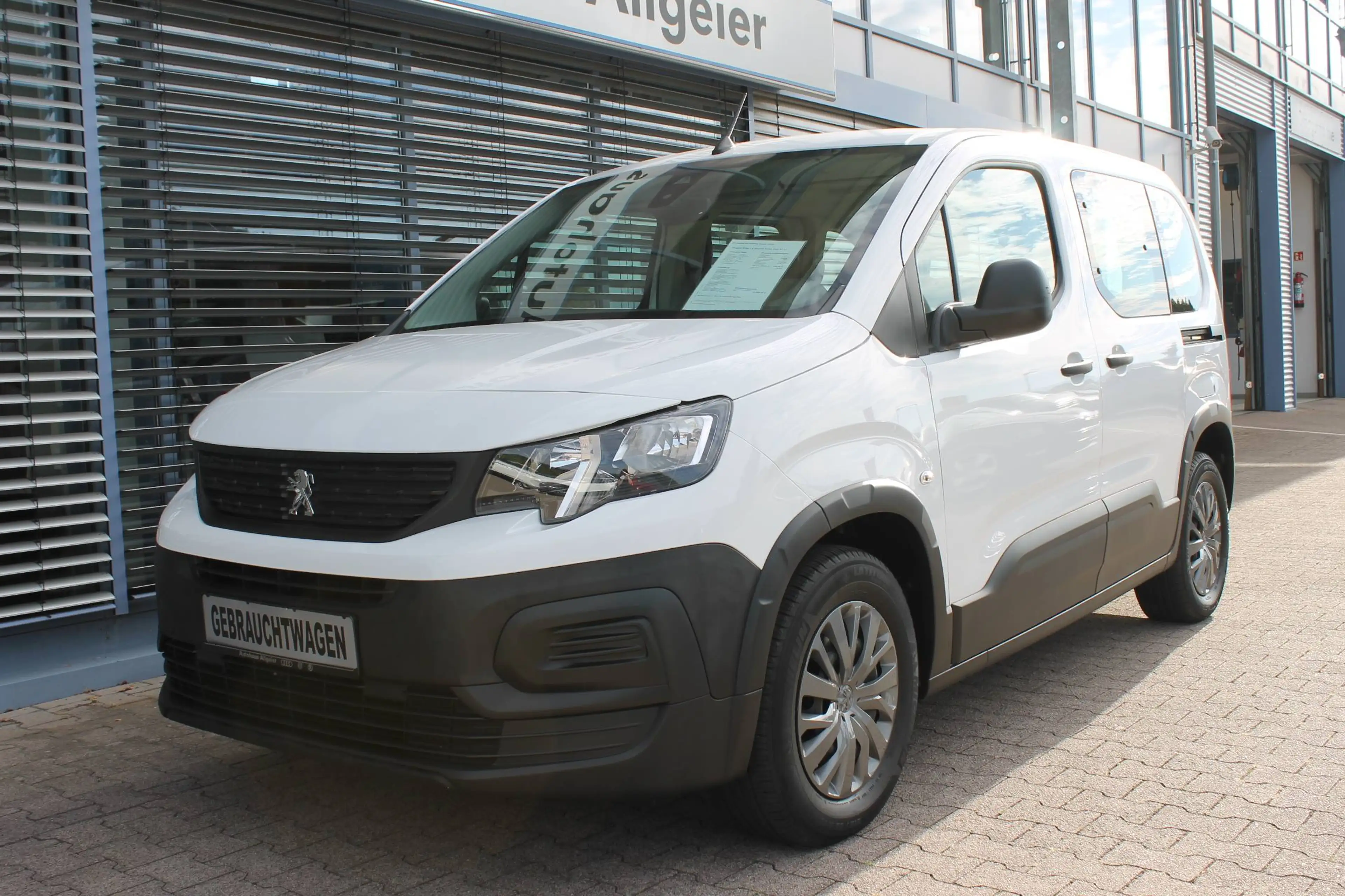 Peugeot Rifter 1.5 BlueHDi Active Pack N1 L1 — photo 4