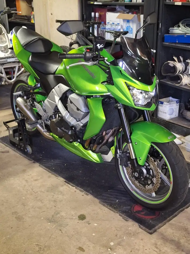 Kawasaki Z 750 Vert - 1