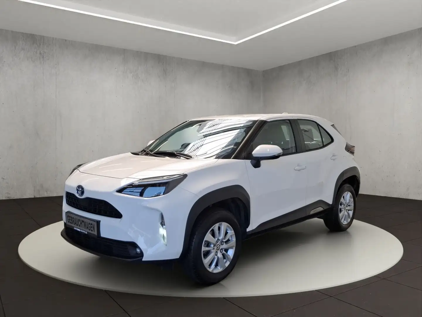 Toyota Yaris 1.5 Hybrid Comfort Blanc - 1