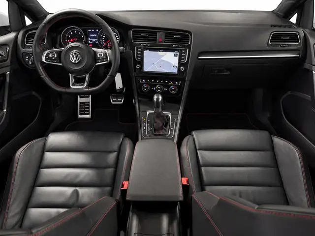 Volkswagen Golf view 7