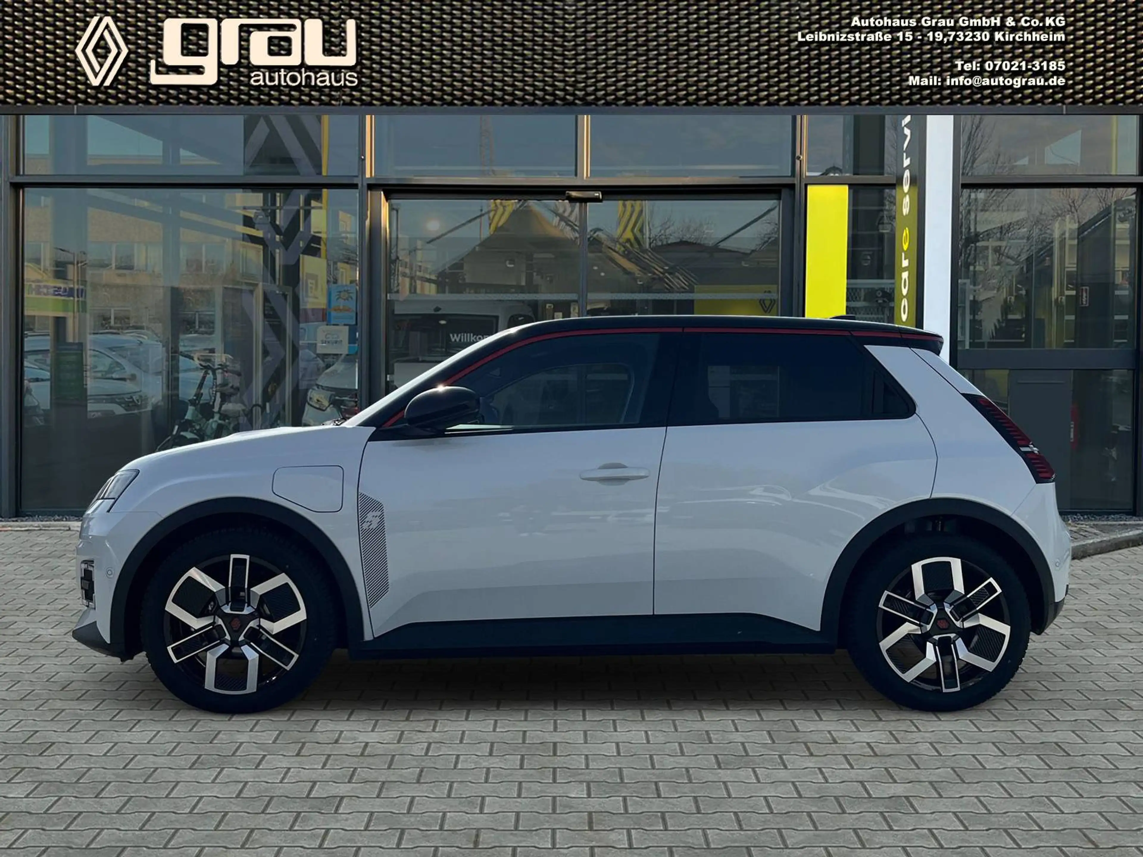 Renault R 5 R 5 Electric E-Tech Techno 150 Comfort Range — photo 2