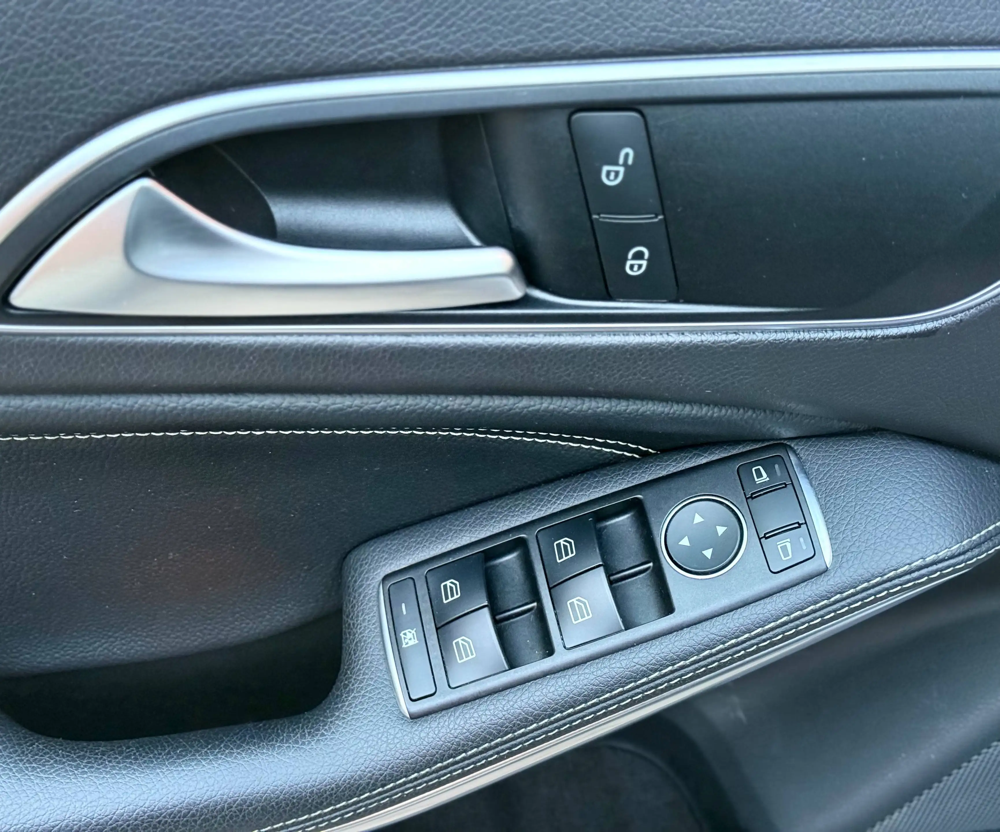 Mercedes-Benz A 180 d *AUTOMATIQUE*GPS*LED*CRUISE*GARANTIE 12MOIS — photo 13