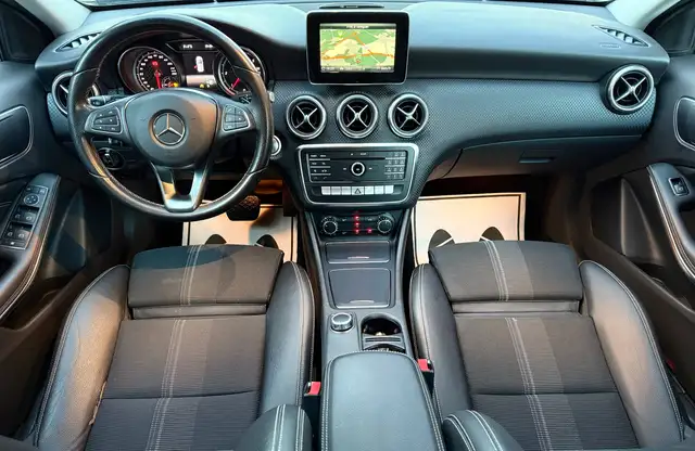 Mercedes-Benz A-Class view 15